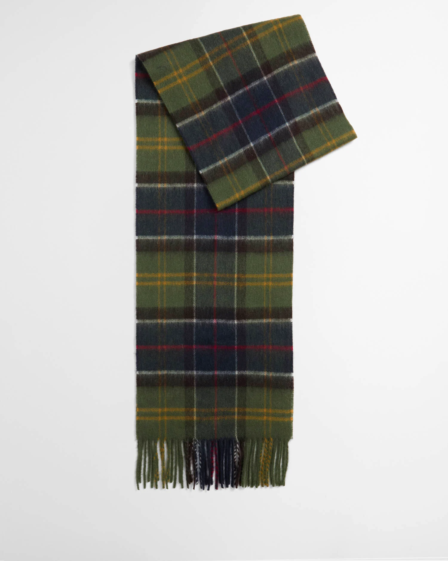 Cette écharpe ultra-douce est confectionnée dans un magnifique mélange de laine et de cachemire et est parfaite pour les journées froides. Cet accessoire polyvalent arbore le motif à carreaux emblématique de Barbour sur toute sa surface et est agrémenté d’un ourlet classique orné de pompons.